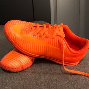 Nike indoor soccer shoes